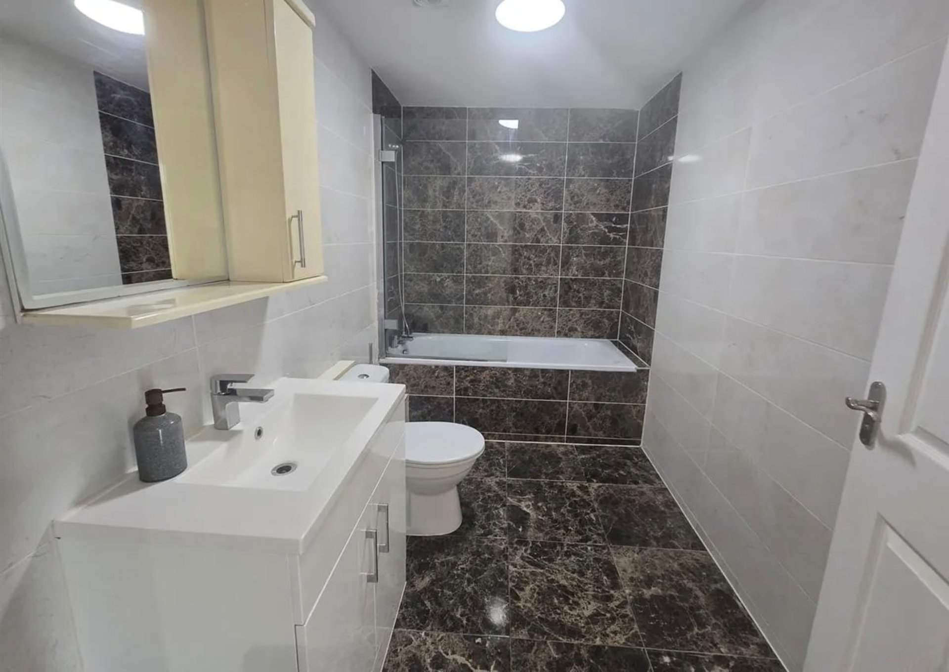 A stunning 2 bedroom apartment in southwark – 4