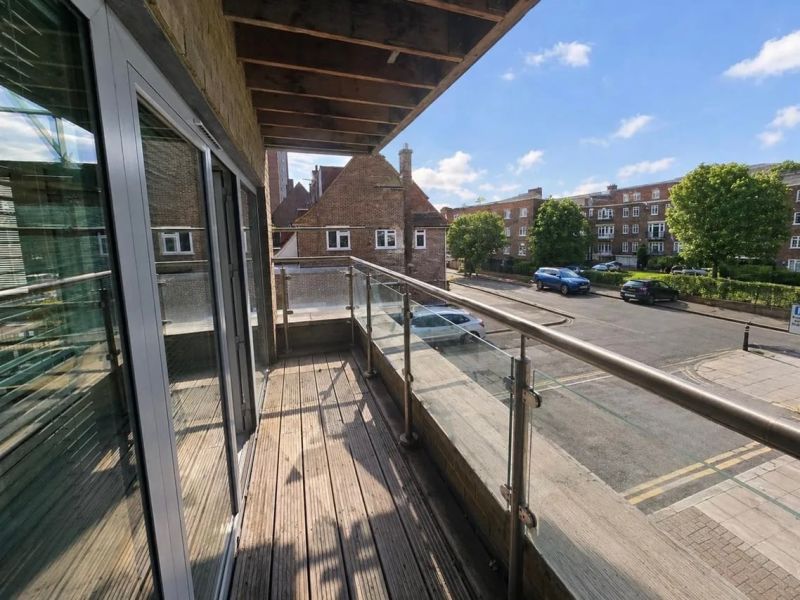 A stunning 2 bedroom apartment in southwark – 5